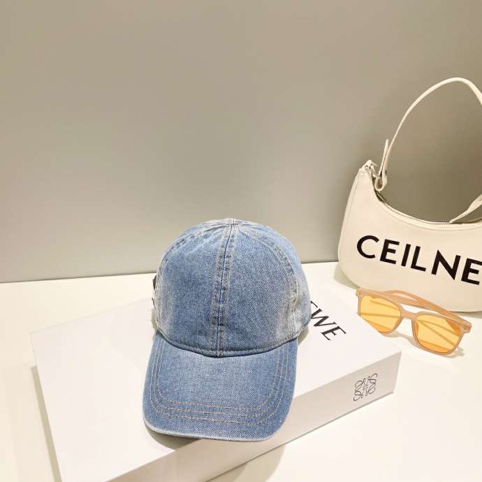 Picture of Prada Cap _SKUPradaCap0808154085